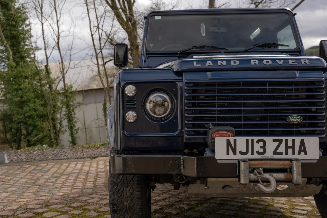 2013 Land Rover Defender 90 - Image 19 of 31