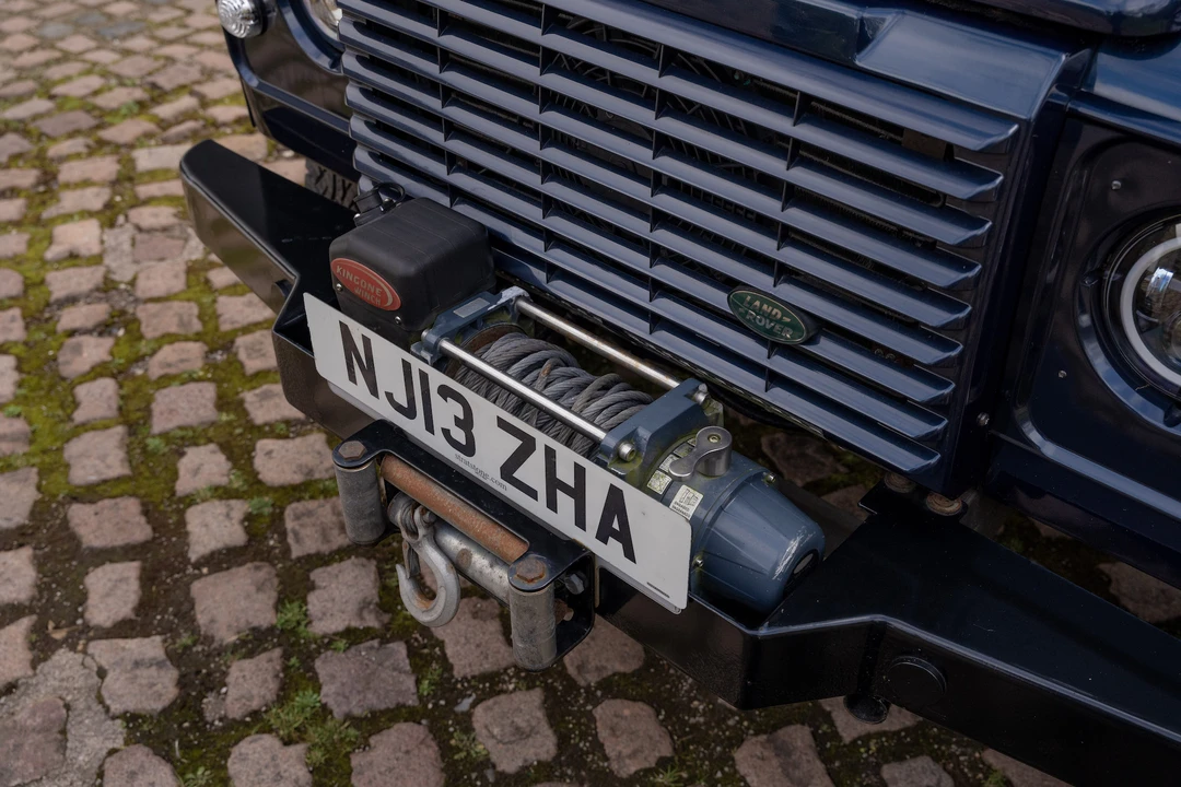 2013 Land Rover Defender 90 - Image 29 of 31