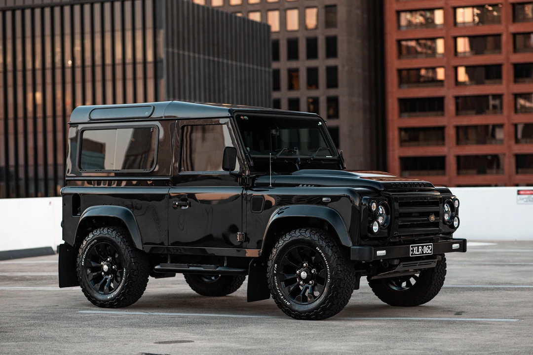 2013 Land Rover Defender 90 - Image 12 of 31