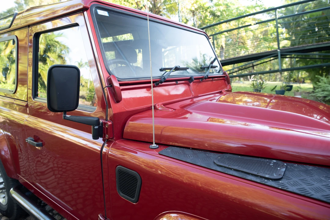 2013 Land Rover Defender 90 - Image 27 of 31