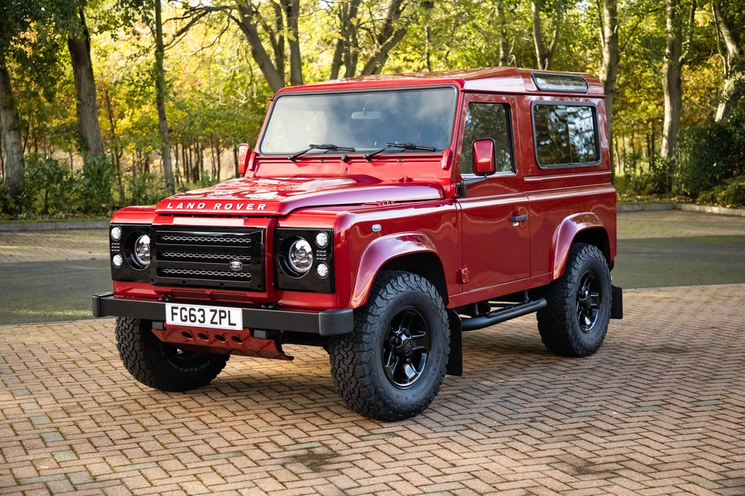 2013 Land Rover Defender 90 - Image 20 of 31
