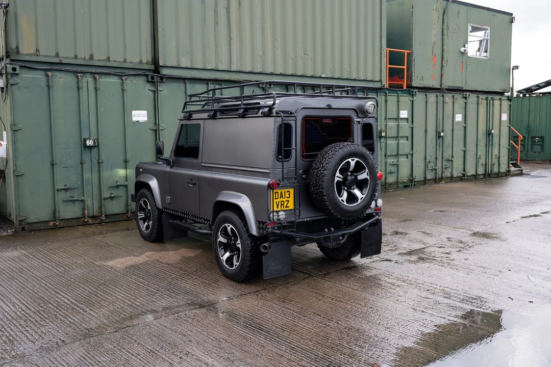 2013 Land Rover Defender 90 - Image 7 of 31