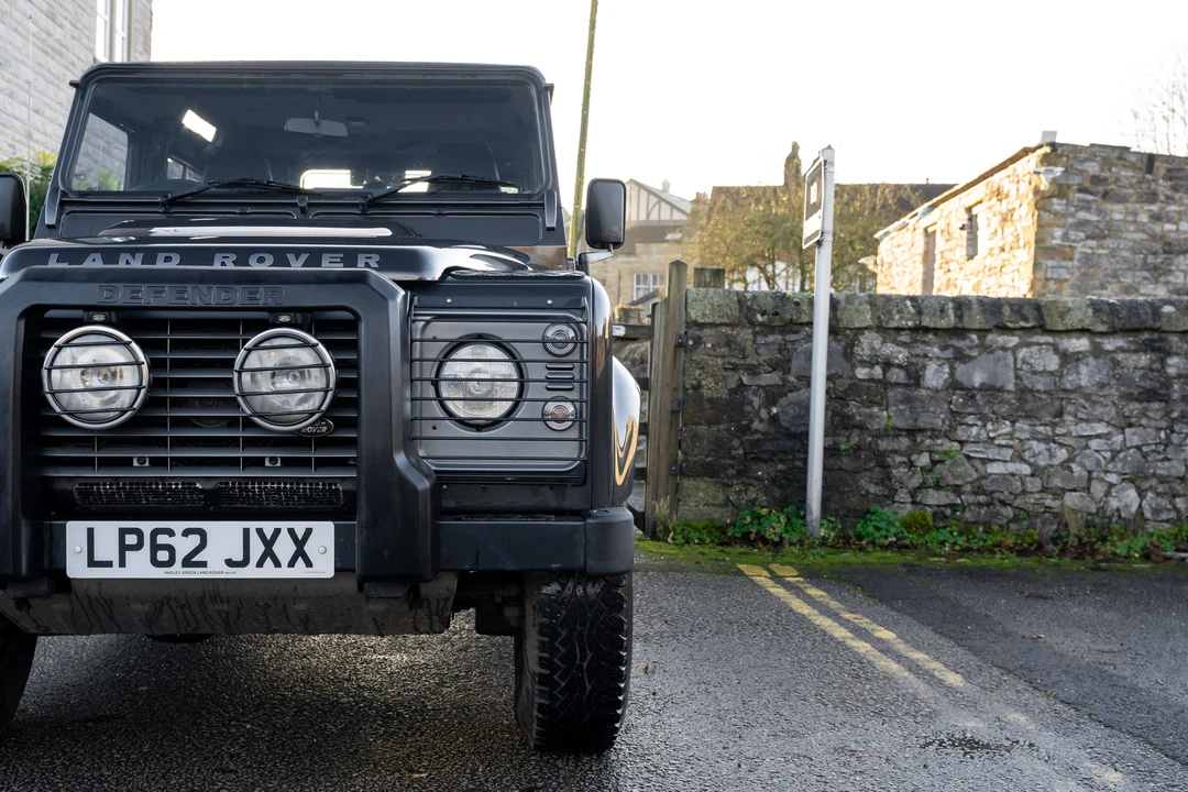 2013 Land Rover Defender 90 - Image 13 of 31