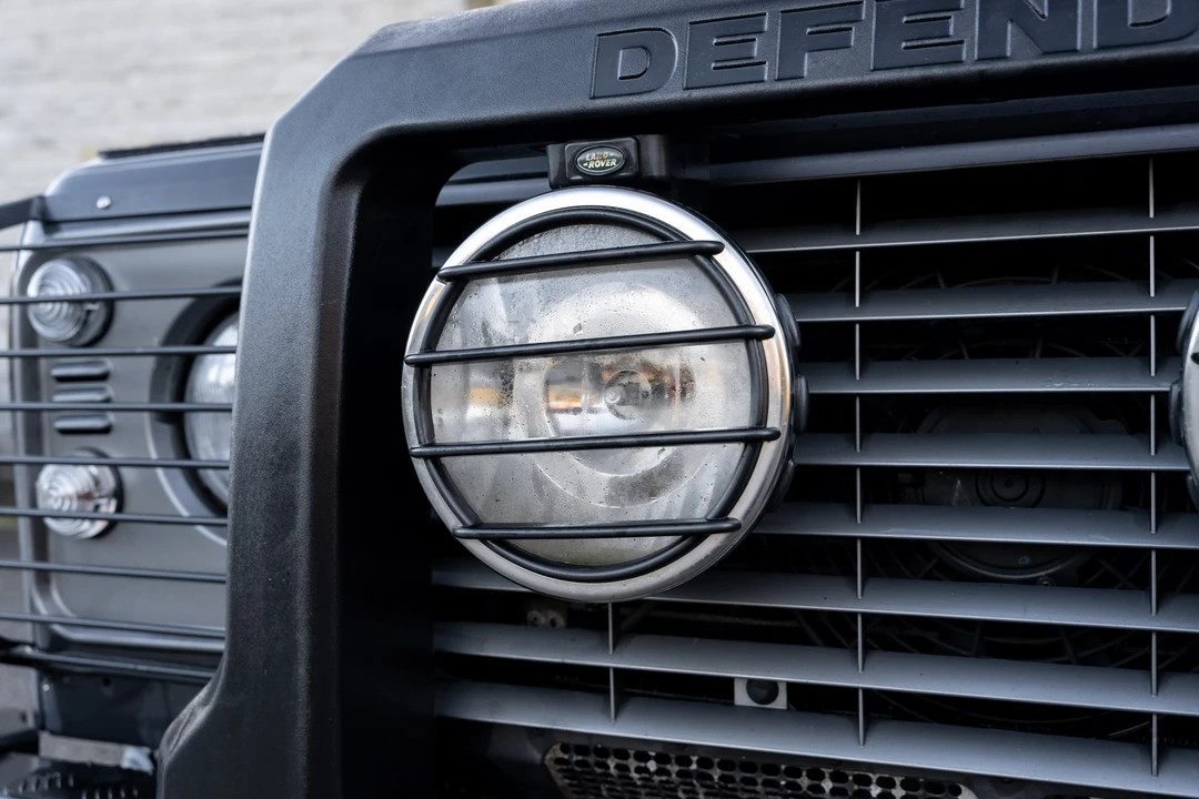 2013 Land Rover Defender 90 - Image 26 of 31