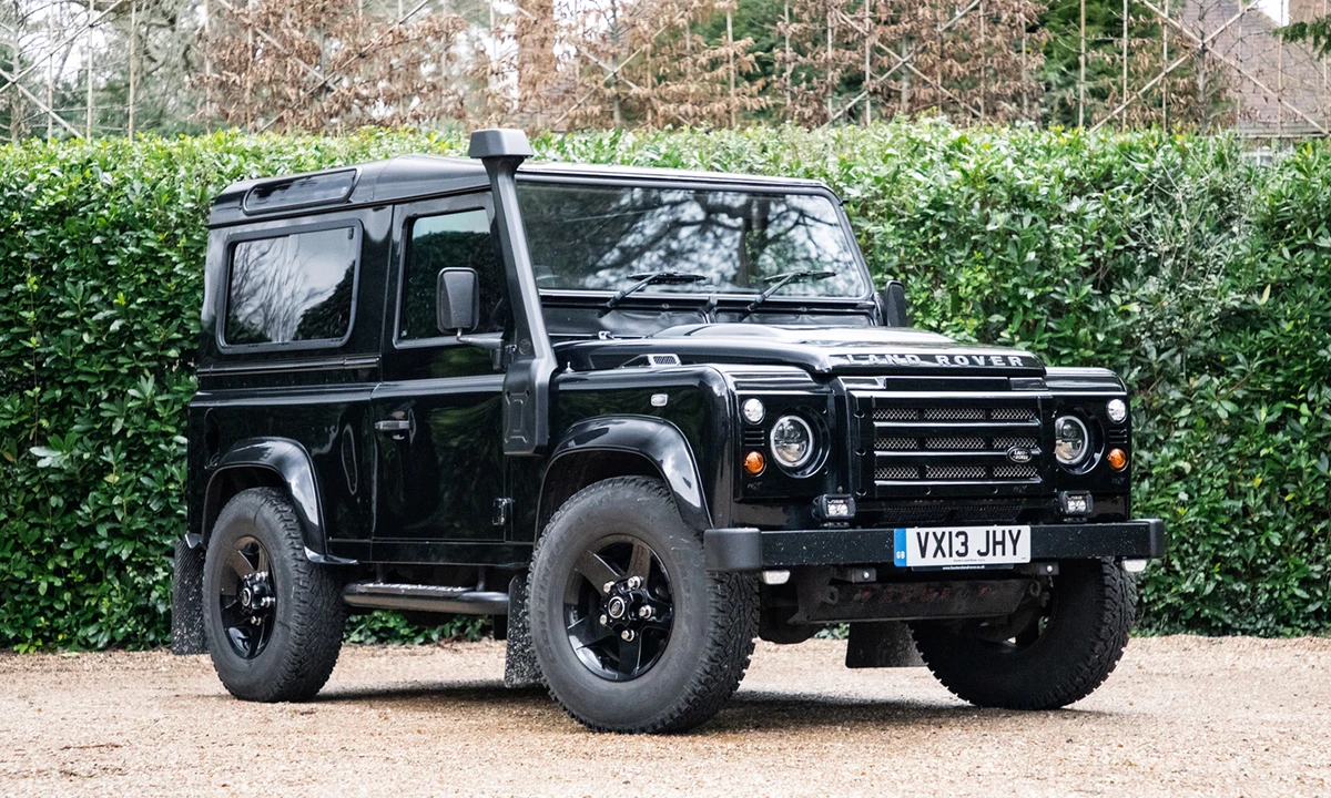 2013 Land Rover Defender 90 - Image 2 of 31