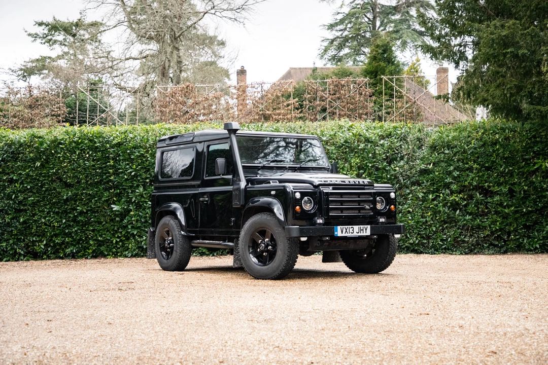 2013 Land Rover Defender 90 - Image 14 of 31
