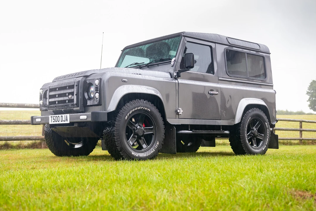 2013 Land Rover Defender 90 - Image 27 of 31