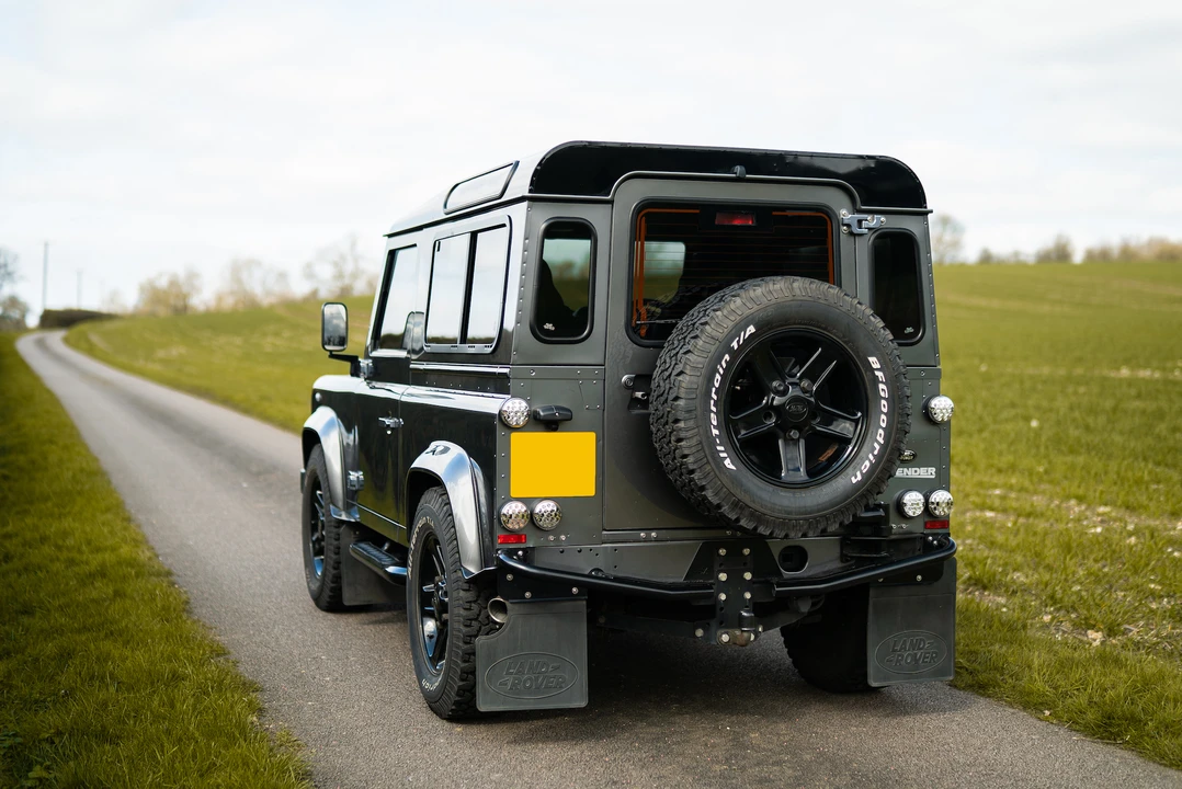 2013 Land Rover Defender 90 - Image 26 of 31