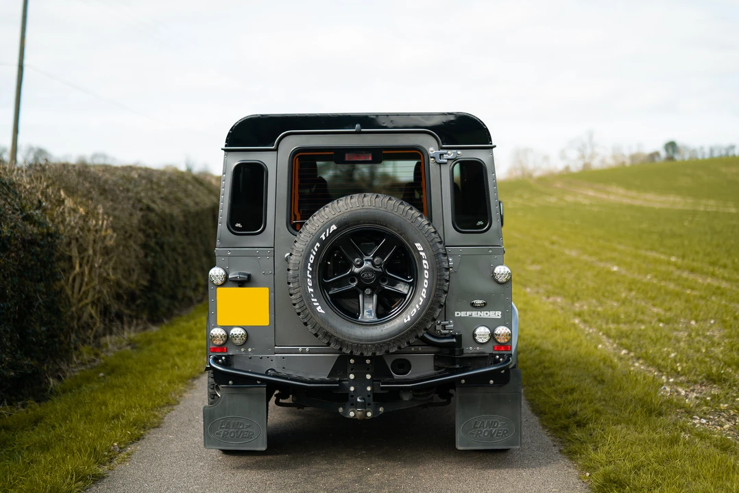2013 Land Rover Defender 90 - Image 27 of 31