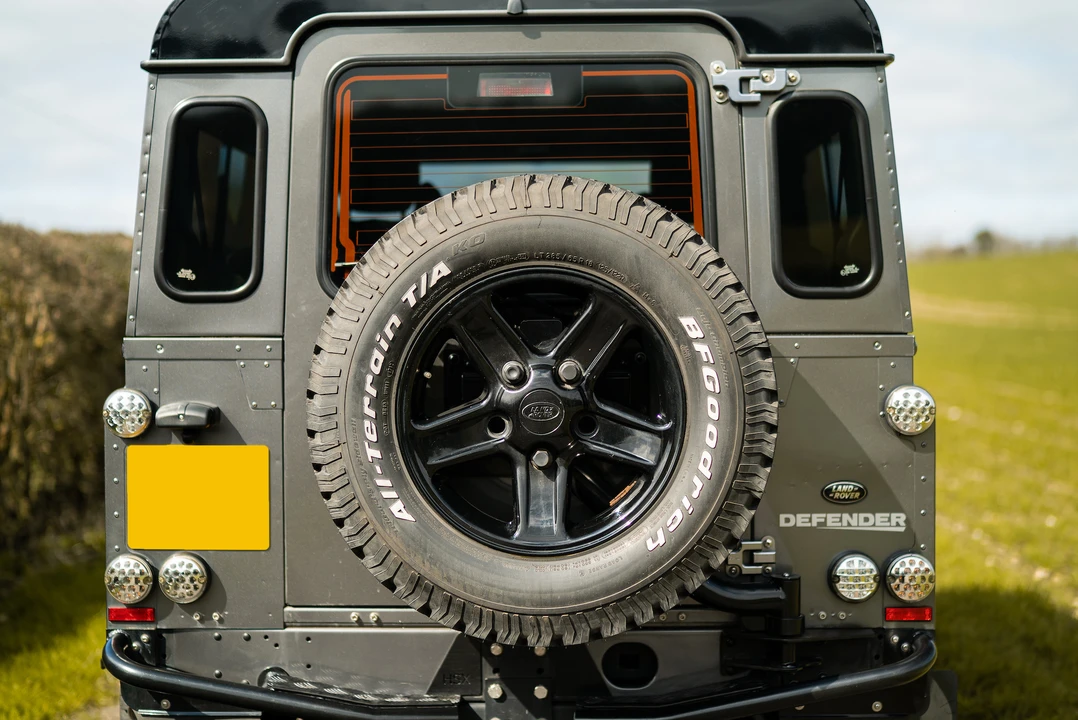 2013 Land Rover Defender 90 - Image 31 of 31