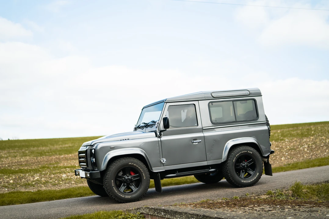 2013 Land Rover Defender 90 - Image 21 of 31