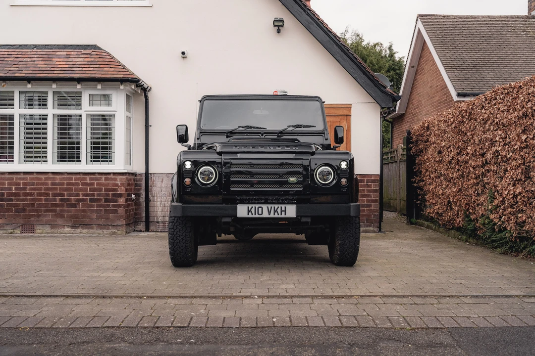 2013 Land Rover Defender 90 - Image 3 of 31