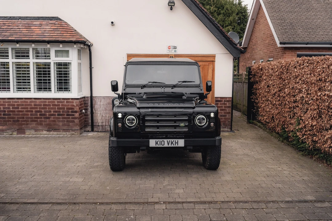 2013 Land Rover Defender 90 - Image 11 of 31