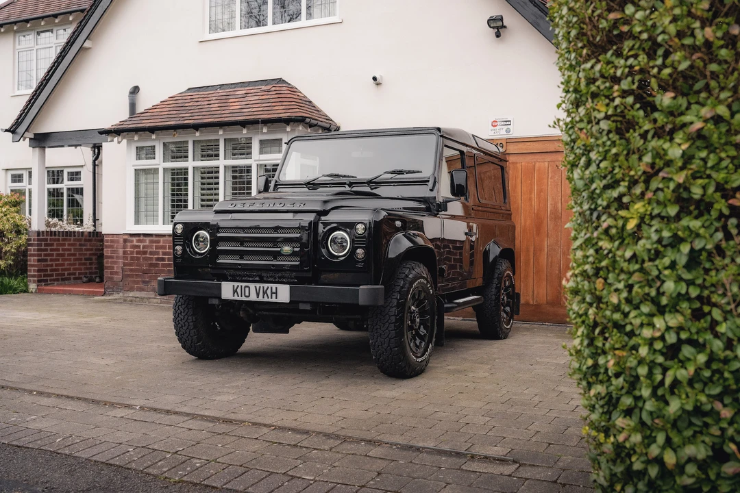 2013 Land Rover Defender 90 - Image 4 of 31