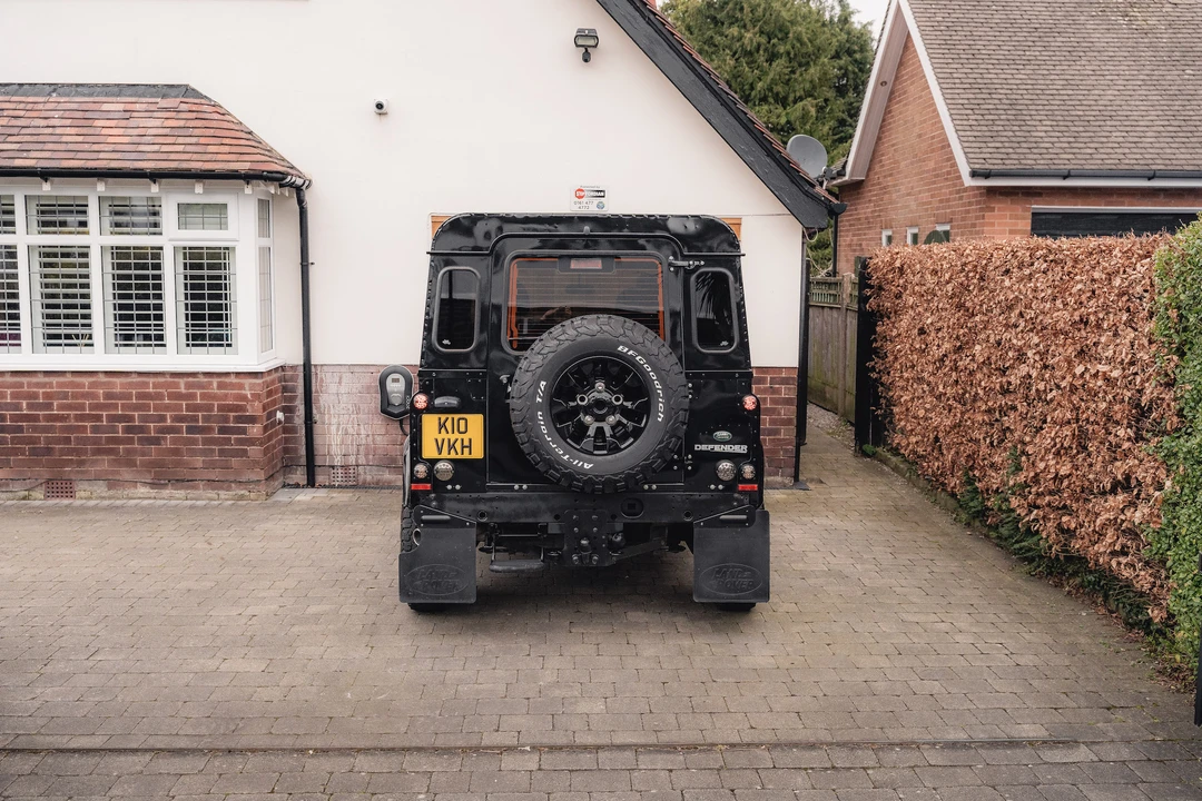 2013 Land Rover Defender 90 - Image 7 of 31