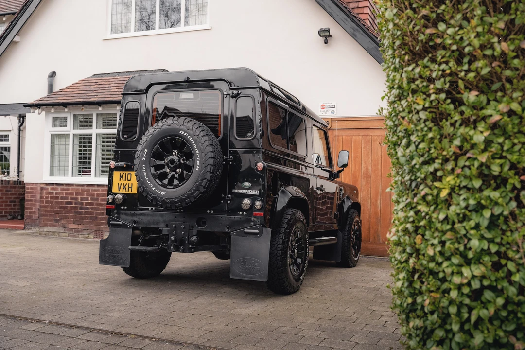2013 Land Rover Defender 90 - Image 16 of 31