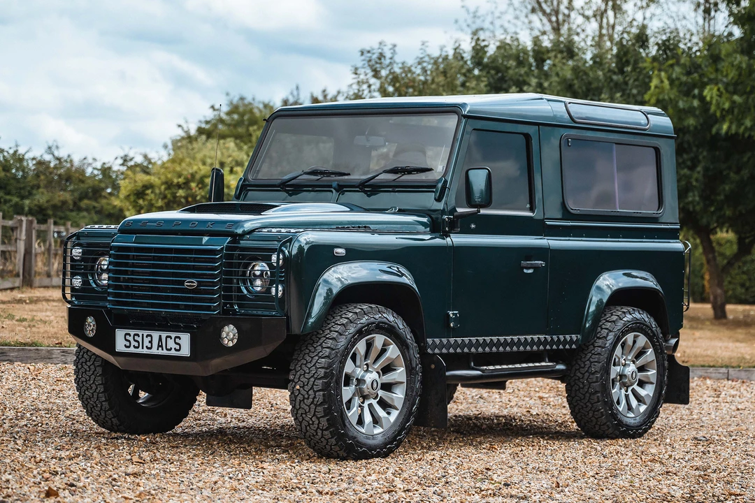 2013 Land Rover Defender 90 - Image 2 of 31