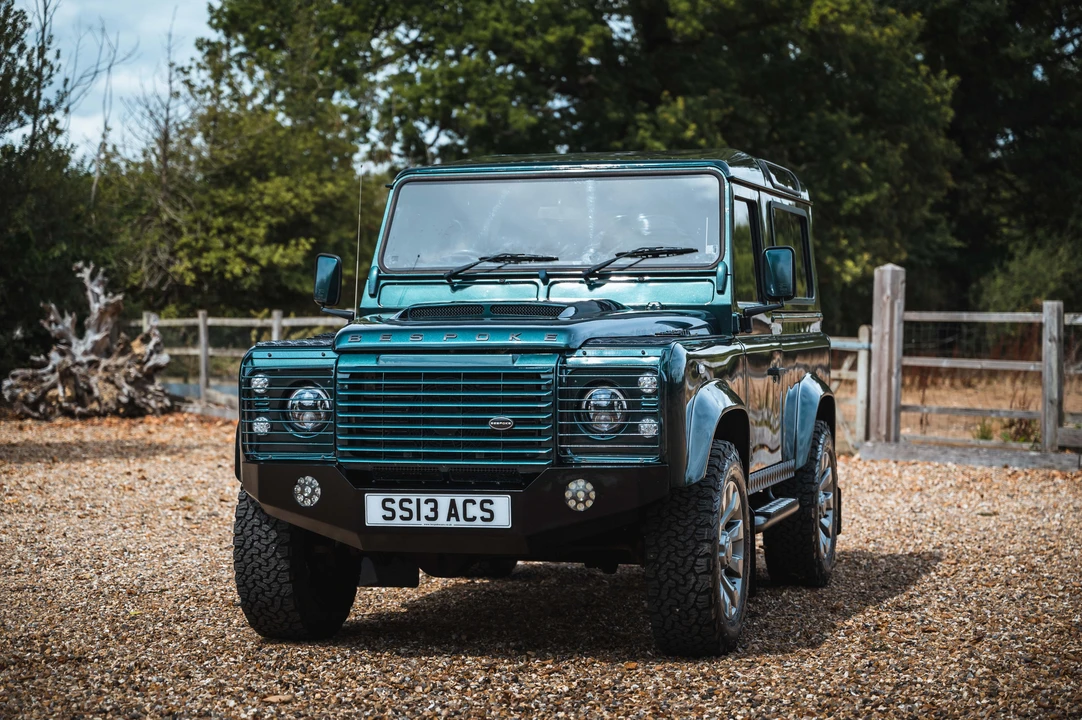 2013 Land Rover Defender 90 - Image 4 of 31