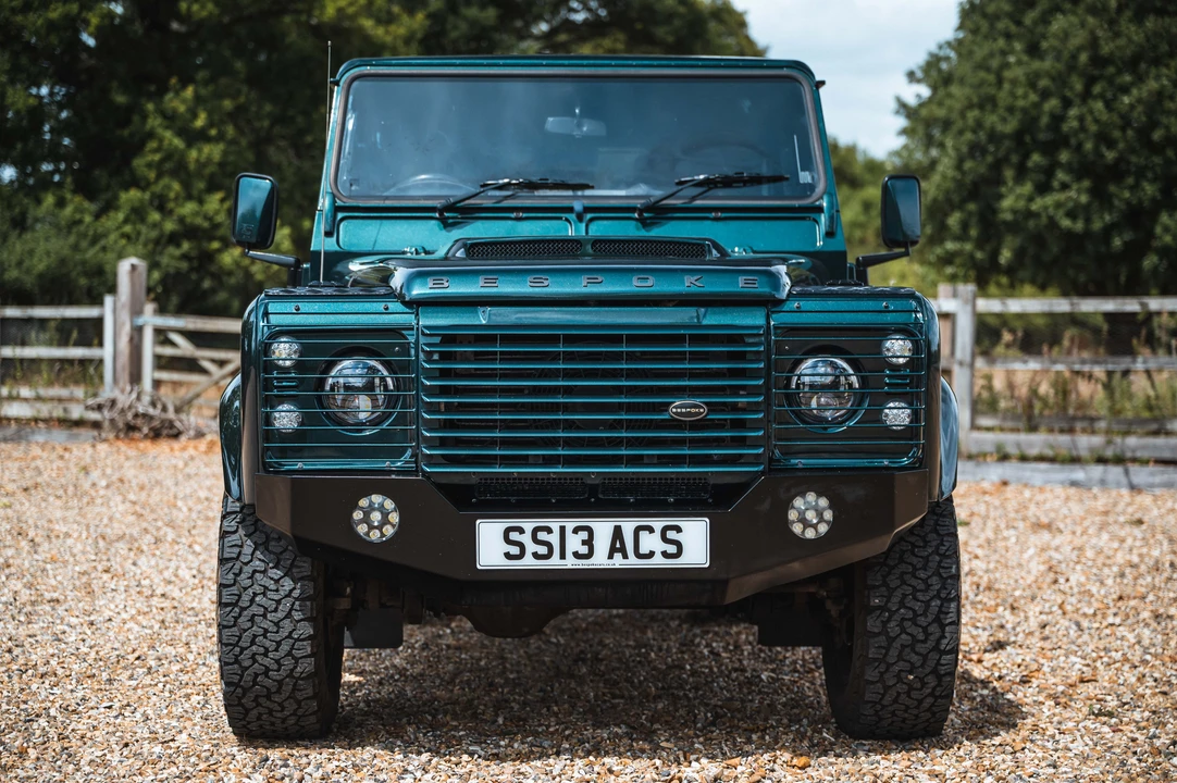 2013 Land Rover Defender 90 - Image 11 of 31