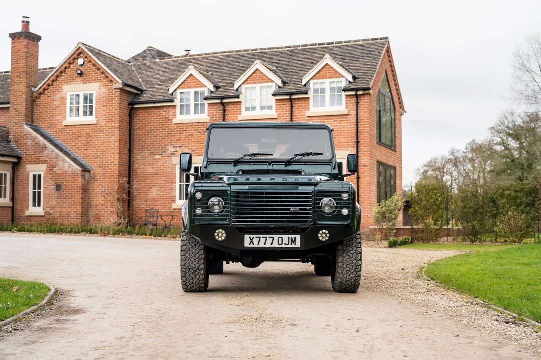 2013 Land Rover Defender 90 - Image 3 of 31
