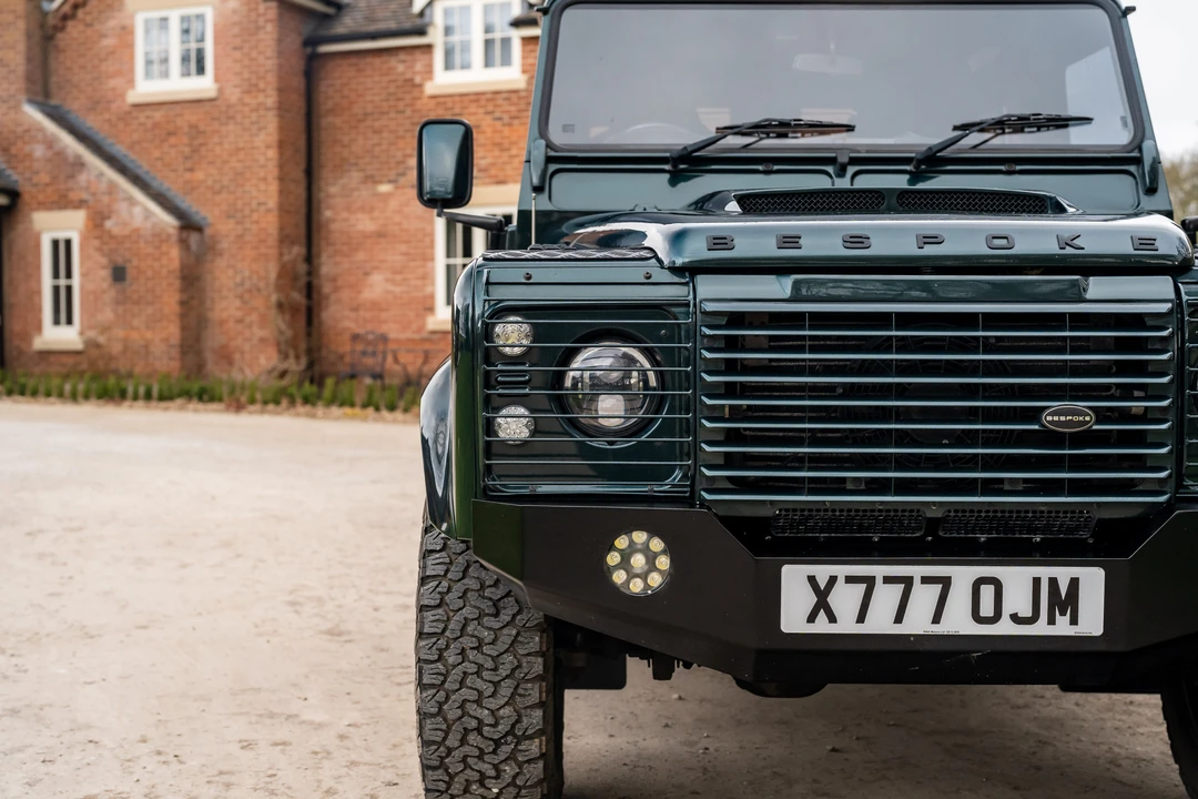 2013 Land Rover Defender 90 - Image 17 of 31