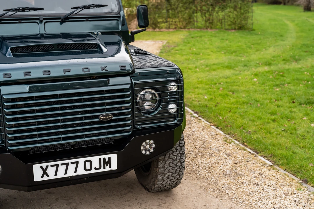 2013 Land Rover Defender 90 - Image 19 of 31