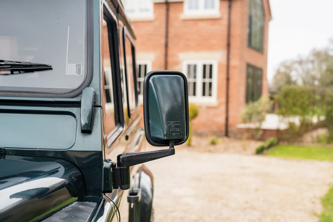 2013 Land Rover Defender 90 - Image 30 of 31