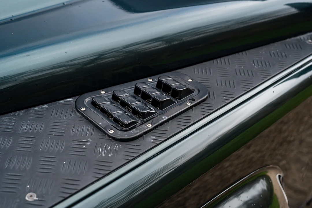 2013 Land Rover Defender 90 - Image 31 of 31