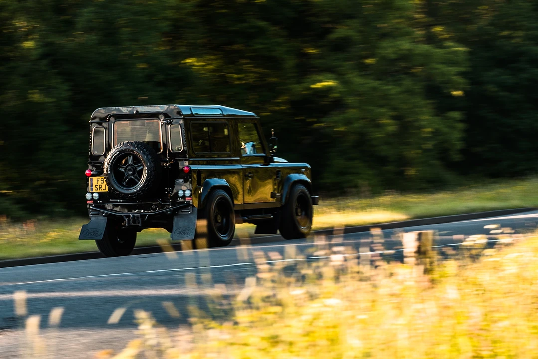 2013 Land Rover Defender 90 - Image 21 of 31