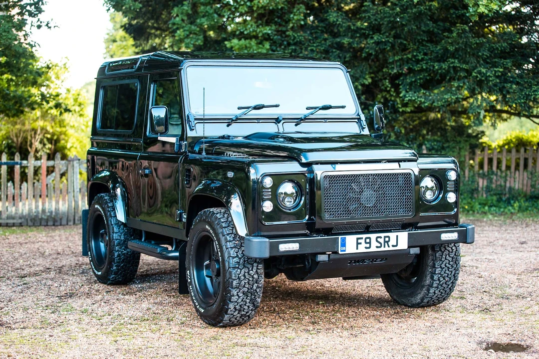 2013 Land Rover Defender 90 - Image 12 of 31