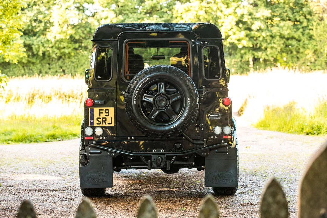 2013 Land Rover Defender 90 - Image 7 of 31