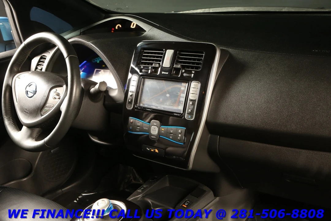 2013 Nissan Leaf - Image 18 of 21