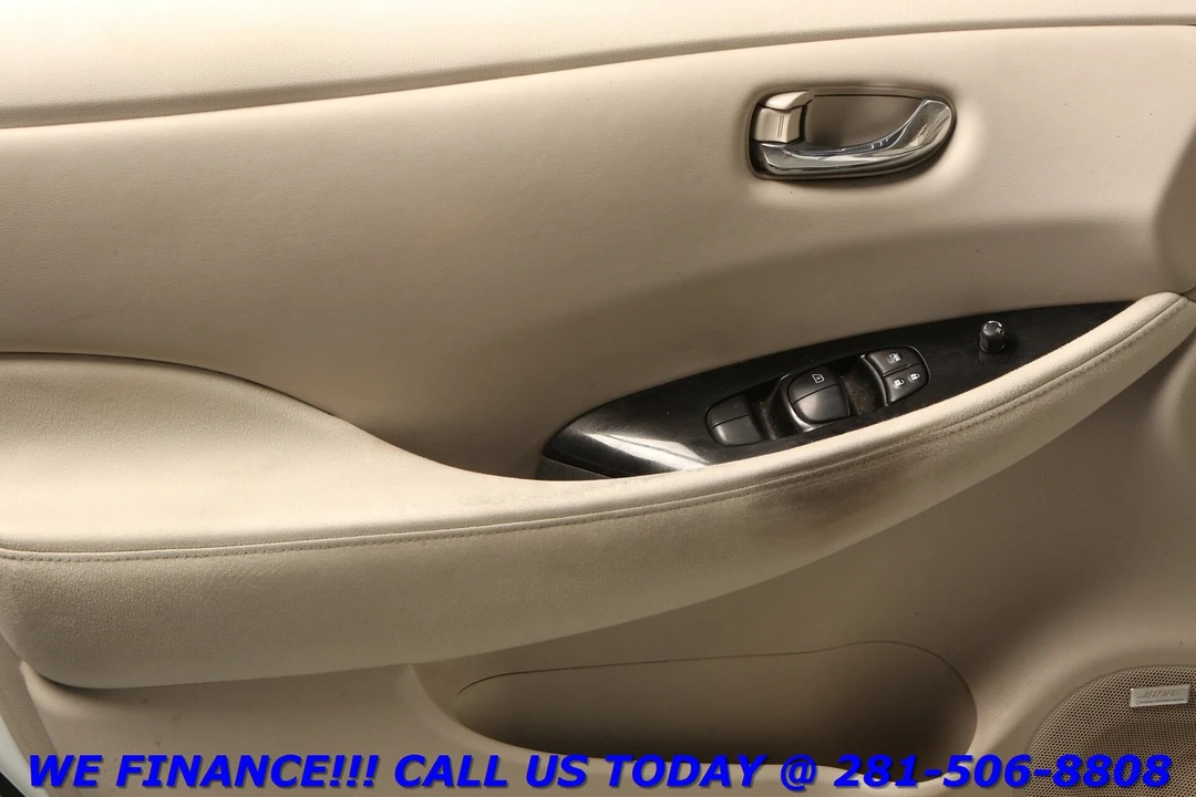 2013 Nissan Leaf - Image 9 of 21