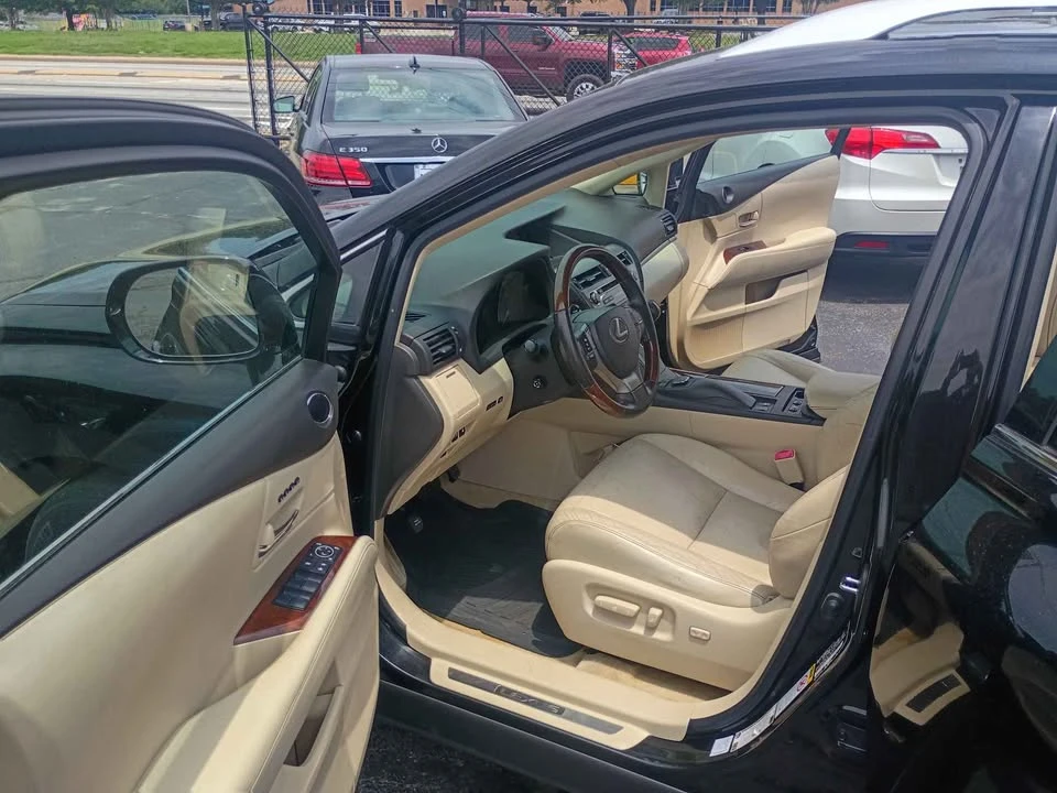 2013 Lexus RX 3rd Gen - Image 6 of 10