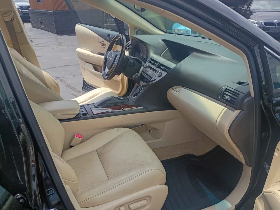2013 Lexus RX 3rd Gen - Image 5 of 10