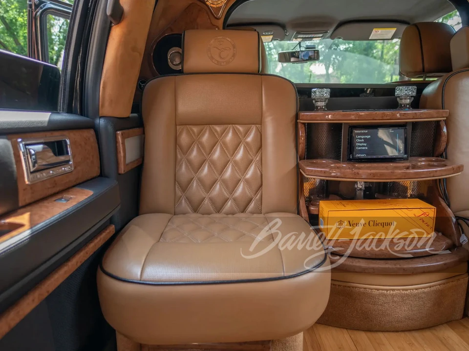 2013 Lincoln Navigator 3rd Gen - Image 16 of 25