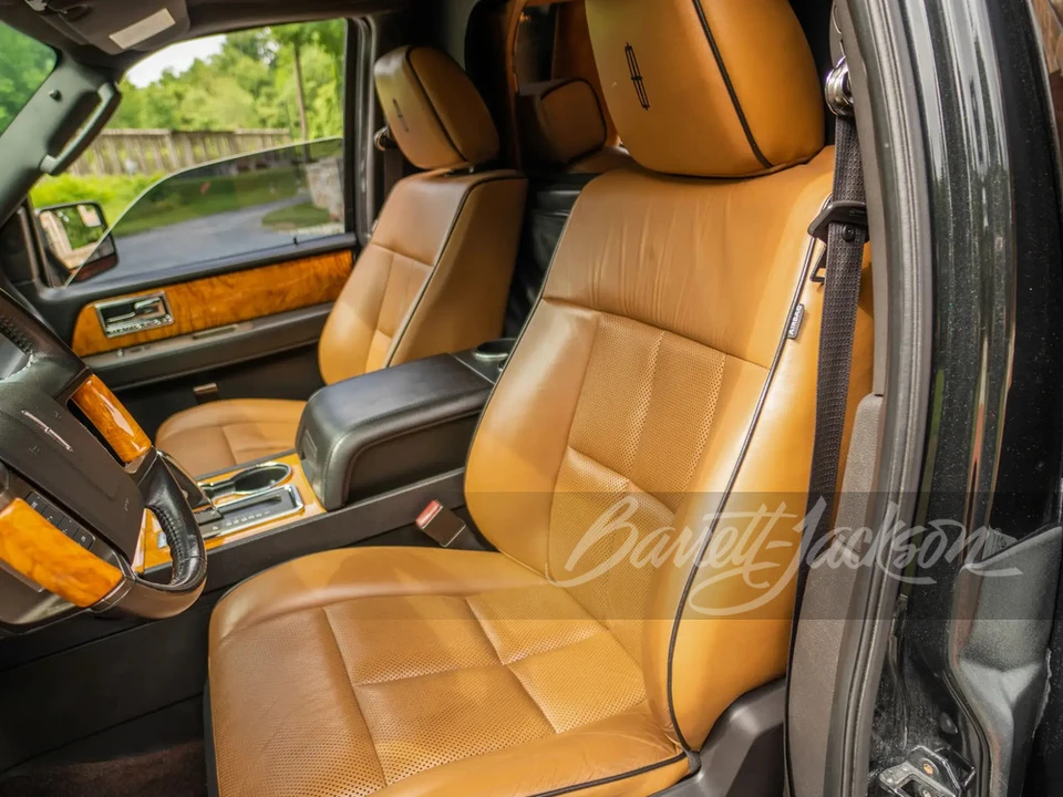 2013 Lincoln Navigator 3rd Gen - Image 14 of 25