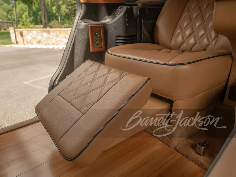 2013 Lincoln Navigator 3rd Gen - Image 19 of 25