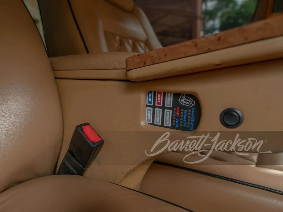 2013 Lincoln Navigator 3rd Gen - Image 17 of 25