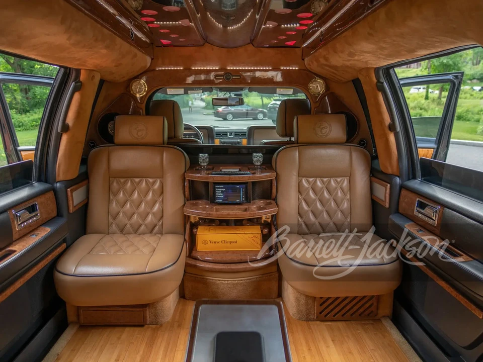 2013 Lincoln Navigator 3rd Gen - Image 11 of 25