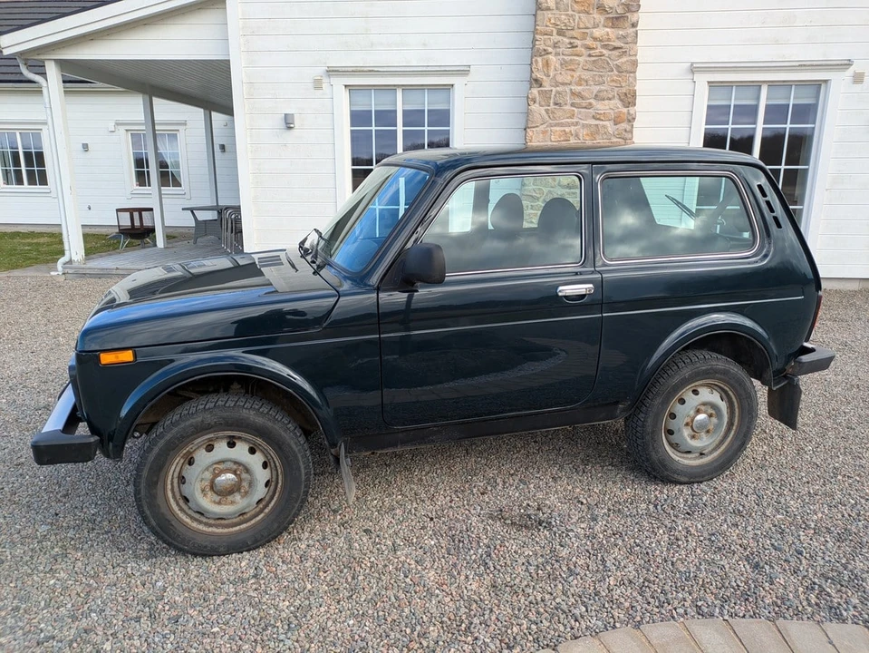 2013 Lada - Image 19 of 30