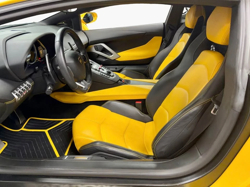 2013 Lamborghini Aventador LP700-4 - Image 7 of 11