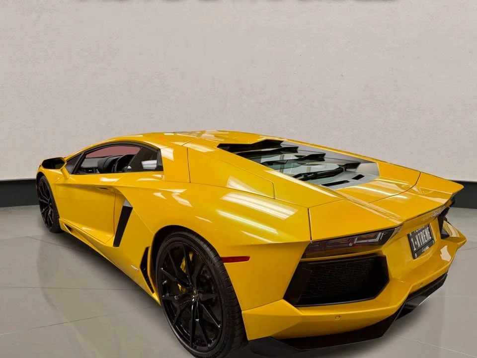 2013 Lamborghini Aventador LP700-4 - Image 3 of 11