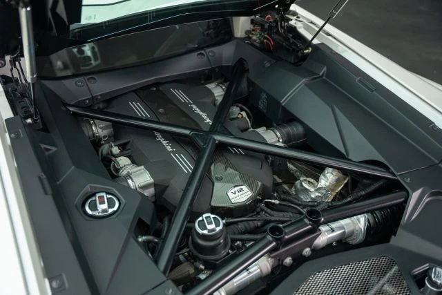 2013 Lamborghini Aventador LP700-4 - Image 21 of 21