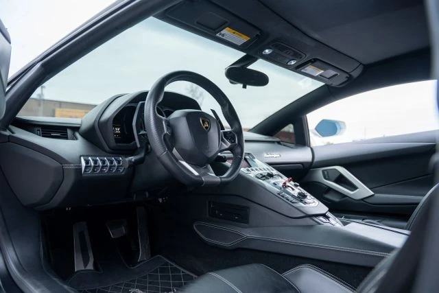 2013 Lamborghini Aventador LP700-4 - Image 2 of 18