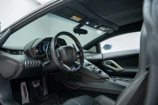 2013 Lamborghini Aventador LP700-4 - Image 2 of 21