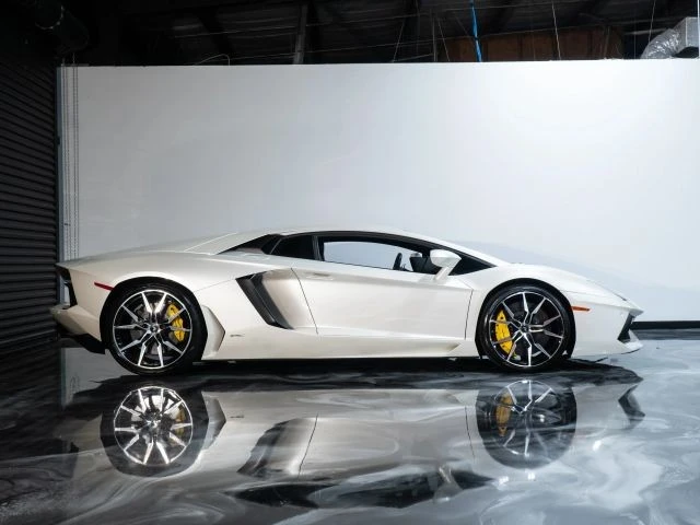 2013 Lamborghini Aventador LP700-4 - Image 7 of 21