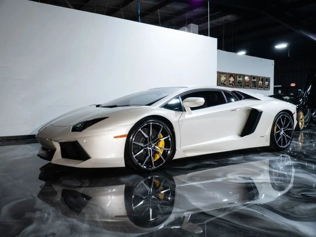 2013 Lamborghini Aventador LP700-4 - Image 14 of 21
