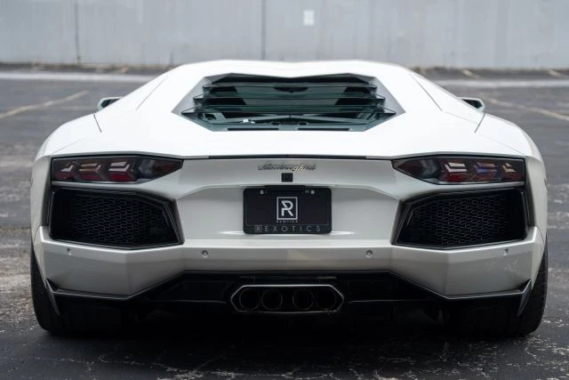 2013 Lamborghini Aventador LP700-4 - Image 10 of 18