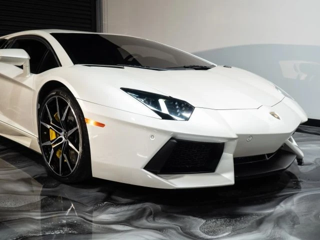 2013 Lamborghini Aventador LP700-4 - Image 4 of 21